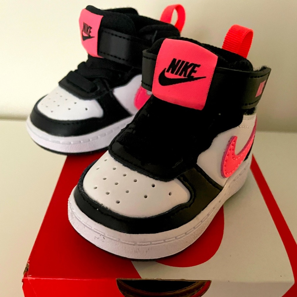 Nike Court Borough Mid 2 (Black/Sunset Pulse-Whit), Size 2